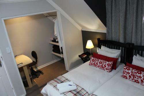 Hostal 3 Liebeloft Guest House