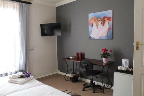 Hostal 3 Liebeloft Guest House