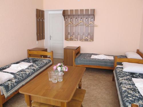 Uyutniy Hostel
