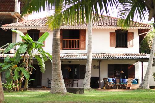 Hostal Galawatta Beach Cabanas