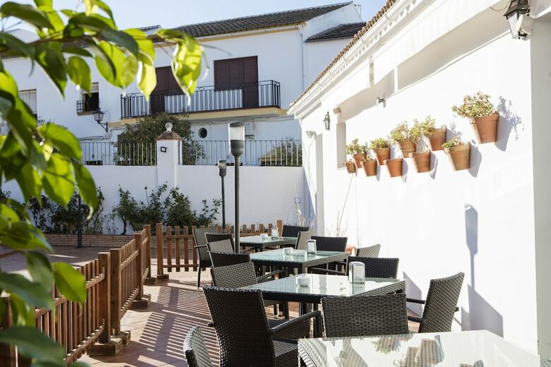 Hotel Sierra Y Cal