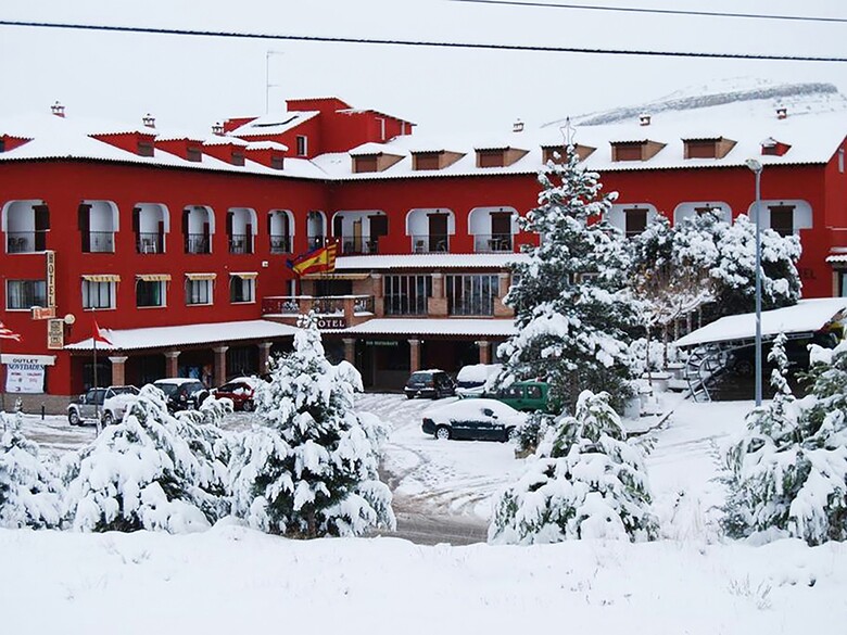 Hotel La Rueda