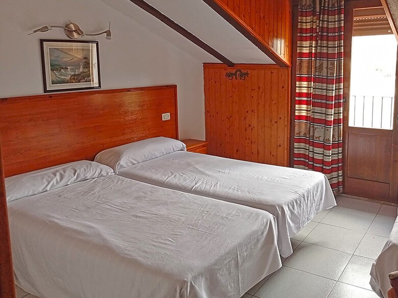 Hotel La Rueda