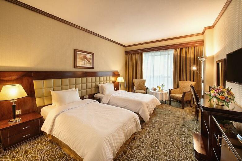 Grand Central Hotel