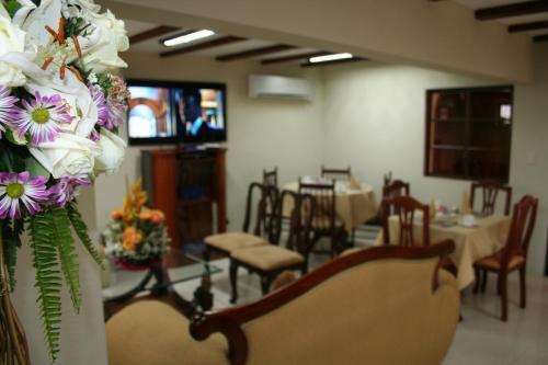 Hotel Maria Isabel