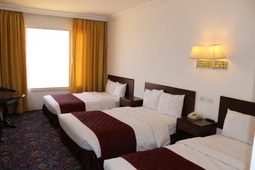 Grand View Hotel