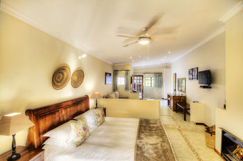 Bed & Breakfast Nut Grove Manor