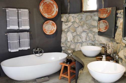 Lodge Mosaic Private Sanctuary