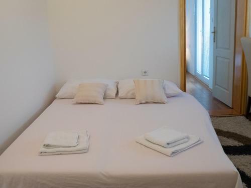 Apartments Jelena