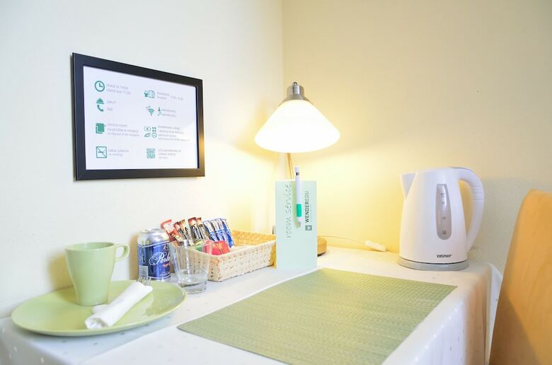 Hostal Wenderedu Business Center