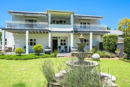 Hostal No.10 Caledon Street Guest House