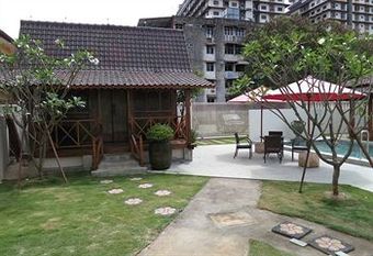 The Settlement Hotel