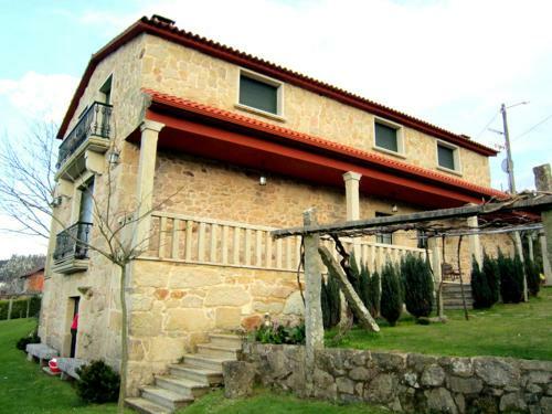Casa Rural Os Carballos