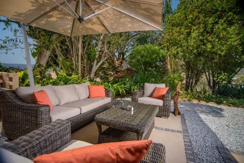 Hostal Abangane Guest Lodge