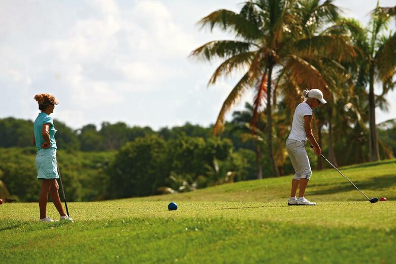 Bwa Chik Hotel & Golf