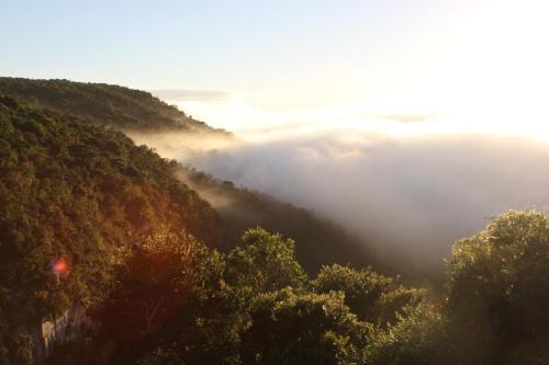 Bed & Breakfast Mpotshane Safaris