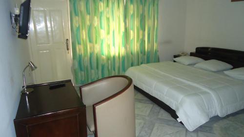 Wadoma Royale Hotel
