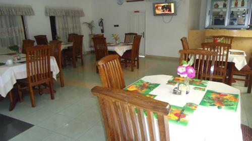 Wadoma Royale Hotel