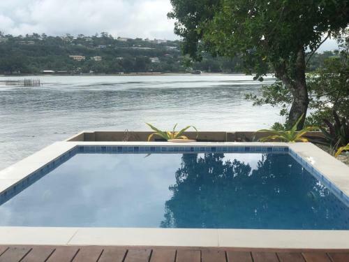 Hotel Erakor Island Resort & Spa