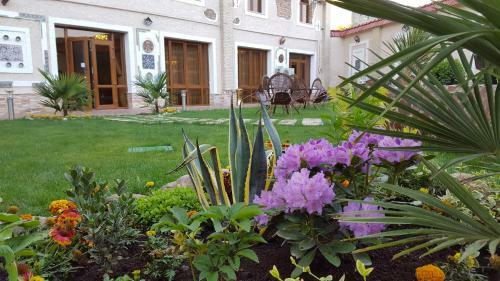 Emirkhan Hotel