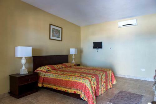 Hostal Rose Hall Deluxe