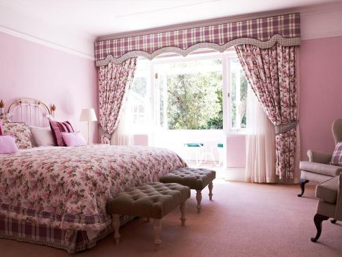 Hostal Parkes Manor