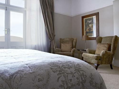 Hostal Parkes Manor
