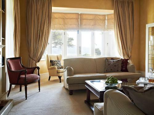 Hostal Parkes Manor