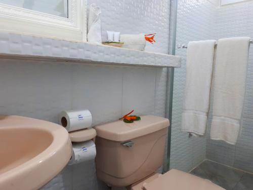 Hotel Las Olas Beach Resort