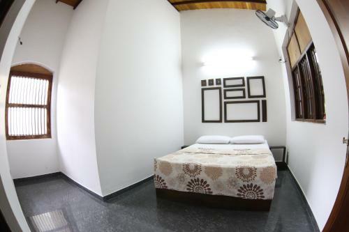 Hostel First @ Colombo Airport