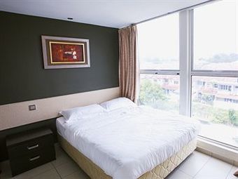 One Avenue Hotel