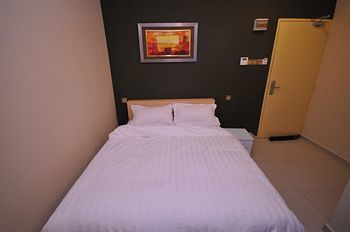 One Avenue Hotel