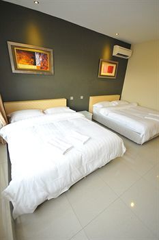 One Avenue Hotel