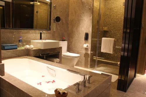 Hotel Ramada Plaza Jinjiang