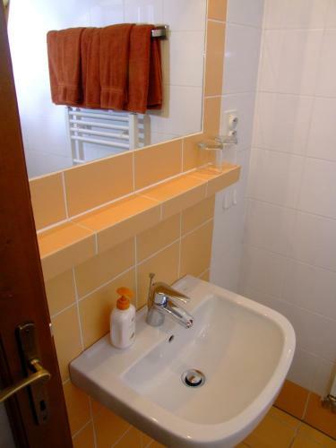Hostal Penzion �smev
