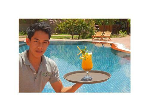 Two Moons Hotel