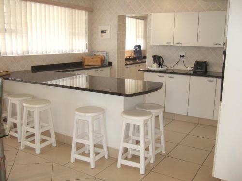 Seashells Luxury Apartments And B&B