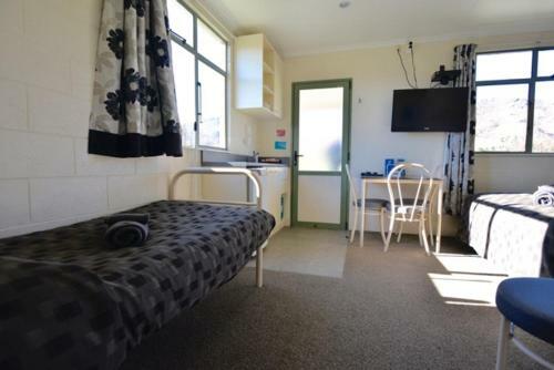 Cromwell Top 10 Holiday Park