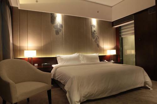 Fortune Century Hotel