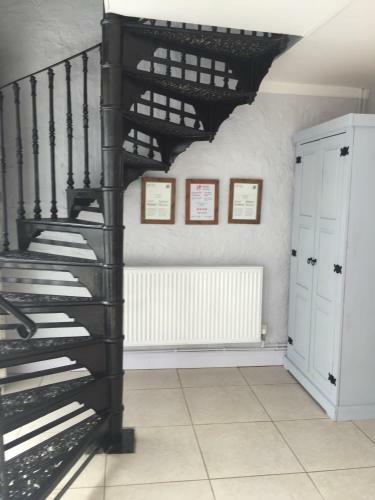 Cwmcrwth Farm Holiday Cottages