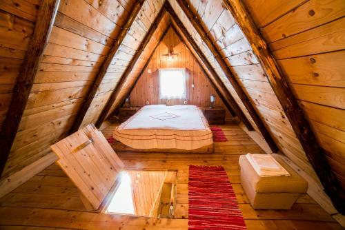 Ethno Village Stanisici & Hotel Pirg