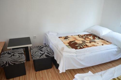 Apartamentos Pansion Nargalic