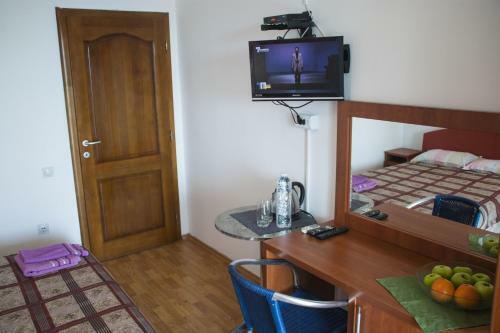 Axenia Hotel
