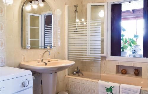 Holiday Home Lieu Dit Blanchet L-652