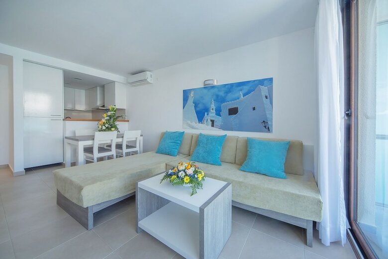 Aparthotel Ferrer Skyline