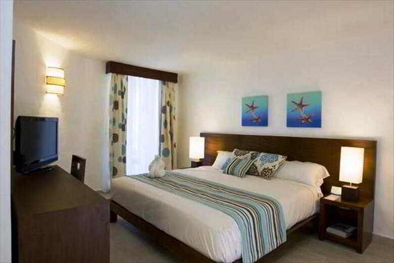 Hotel Grand Paradise Playa Dorada All Inclusive