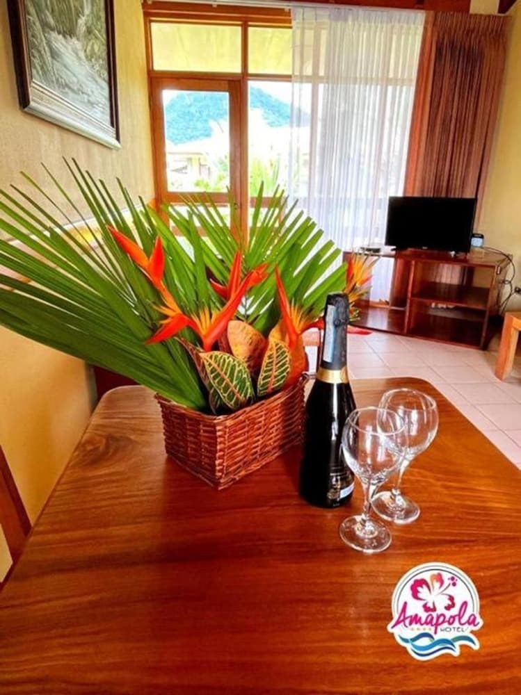 Hotel Amapola (.)