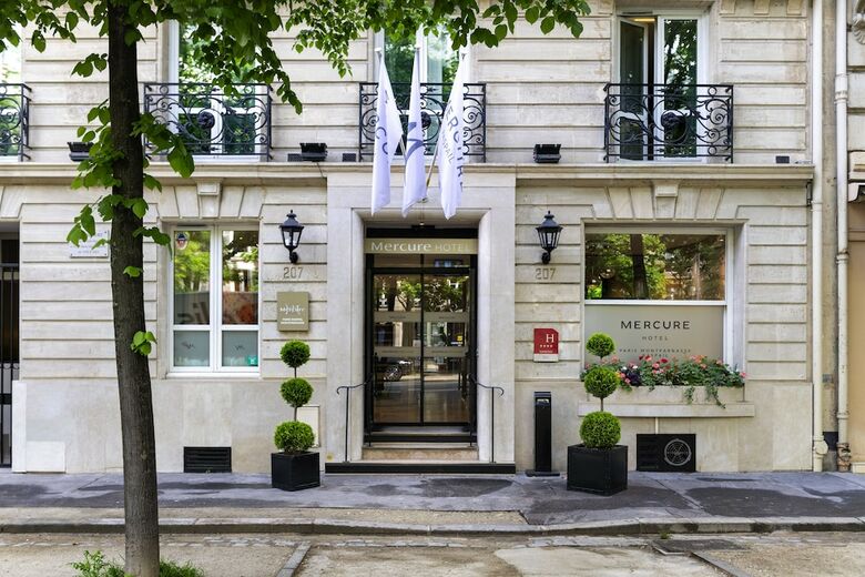 Hotel Mercure Raspail Montparnasse