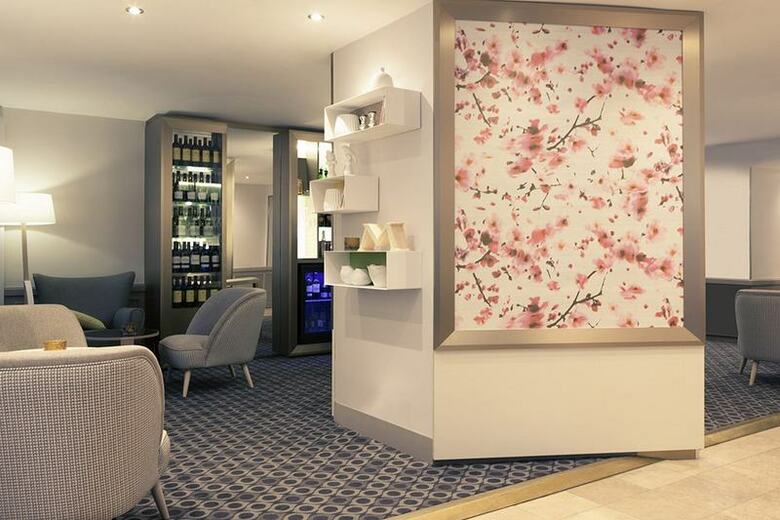 Hotel Mercure Raspail Montparnasse