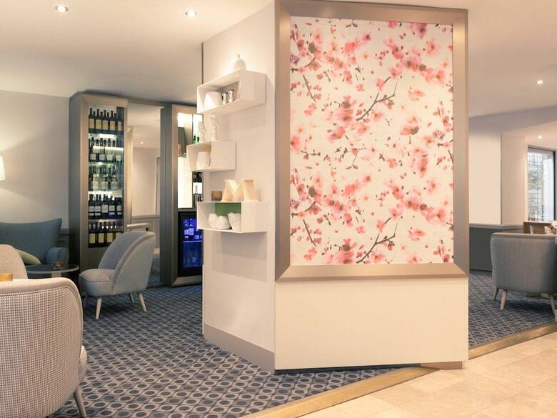 Hotel Mercure Raspail Montparnasse